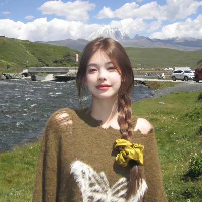 蜜桃女孩